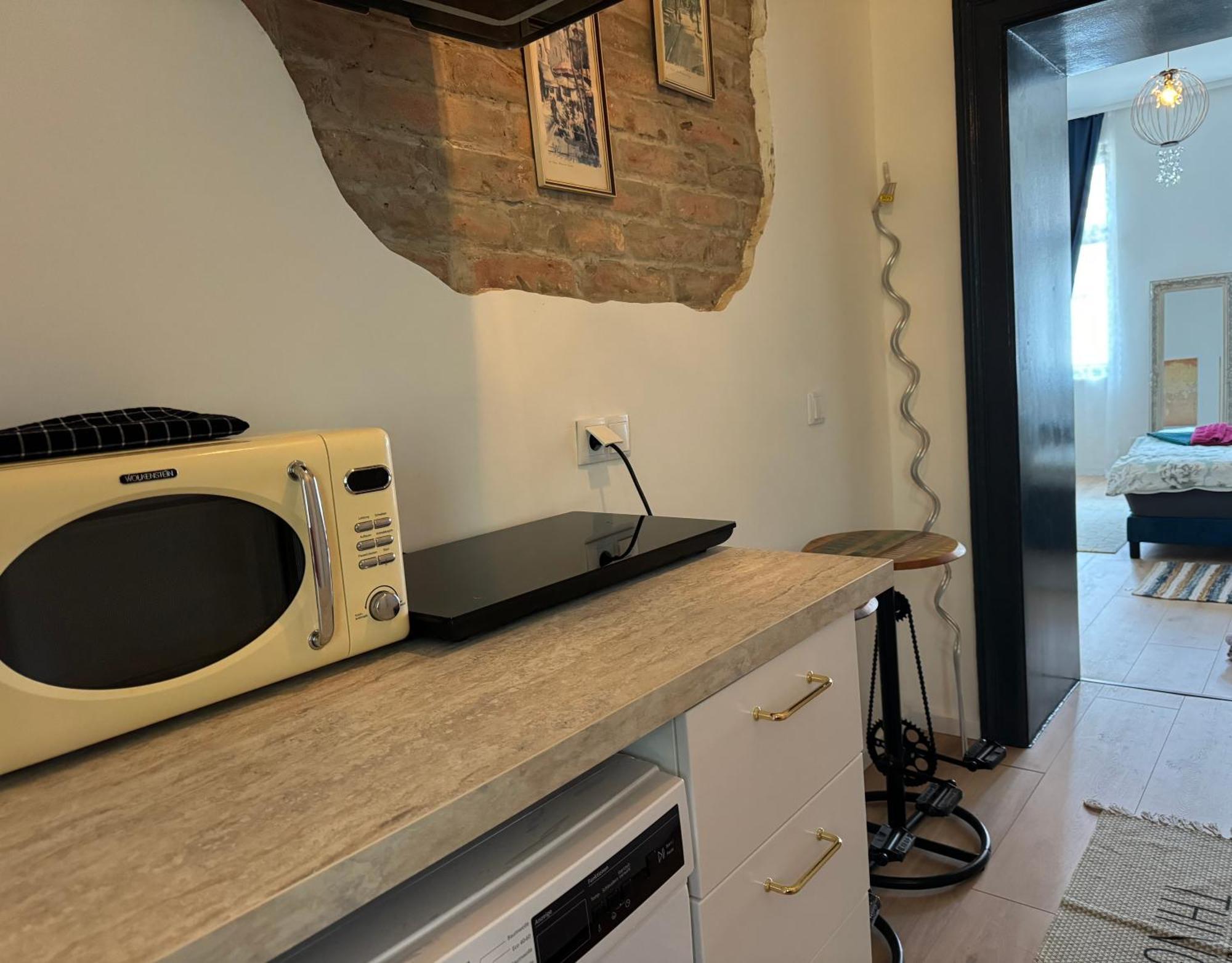 City Life Apartment! Вена Экстерьер фото